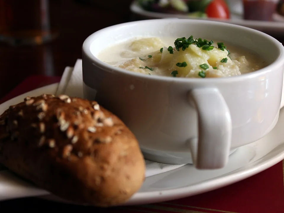 Creamy Cullen skink with smoked haddock and potato chunks